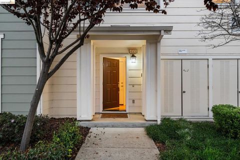2153 2153 Northshore Dr Richmond CA 94804