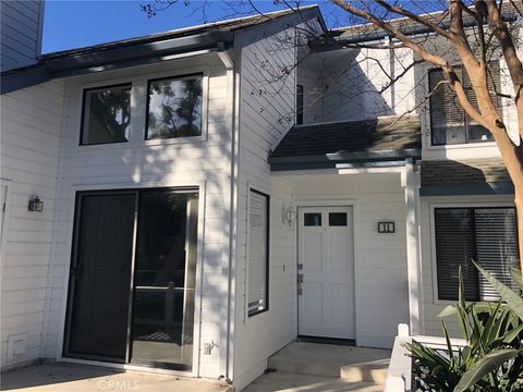 Photo of 11 Briarglen, Irvine, CA 92614 (MLS # NP26061976)