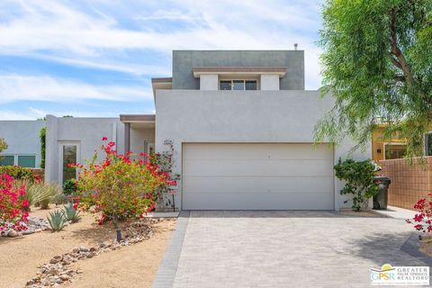 Photo of 4934 Herzog Way, Palm Springs, CA 92262 (MLS # 26854439PS)