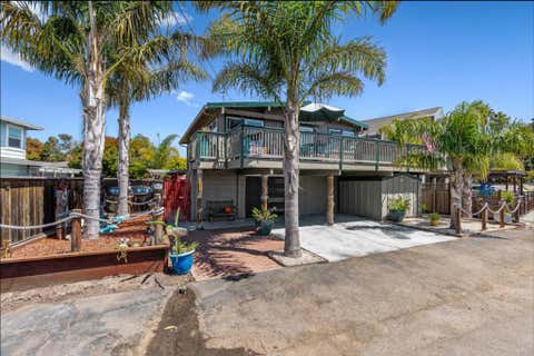 Photo of 716 Seacliff Drive, Aptos, CA 95003 (MLS # ML82052149)