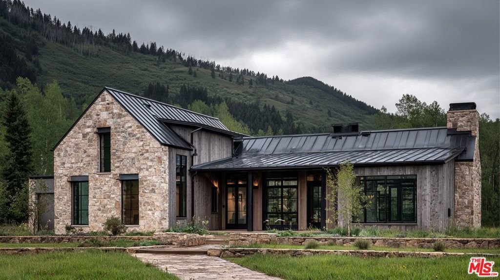 Photo of 1316 Capri Drive, Pacific Palisades, CA 90272 (MLS # 25617523)