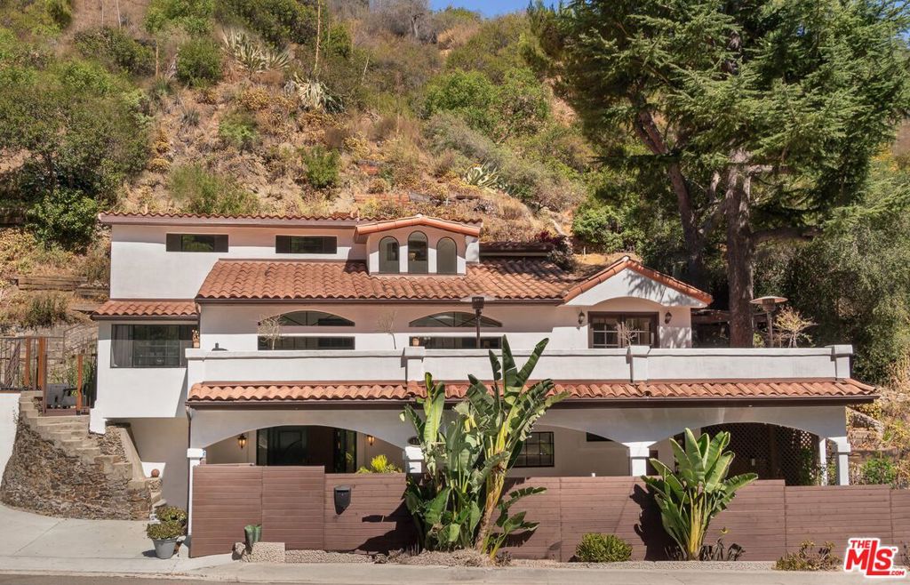 1508 N Beverly Glen Boulevard