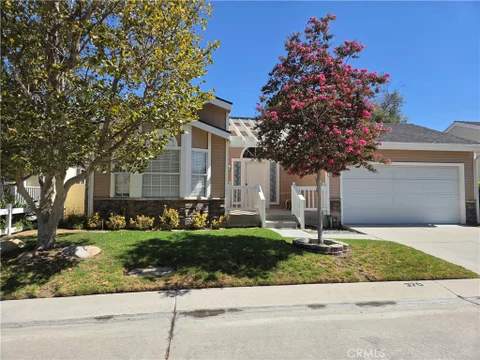 MLS: SR26184365