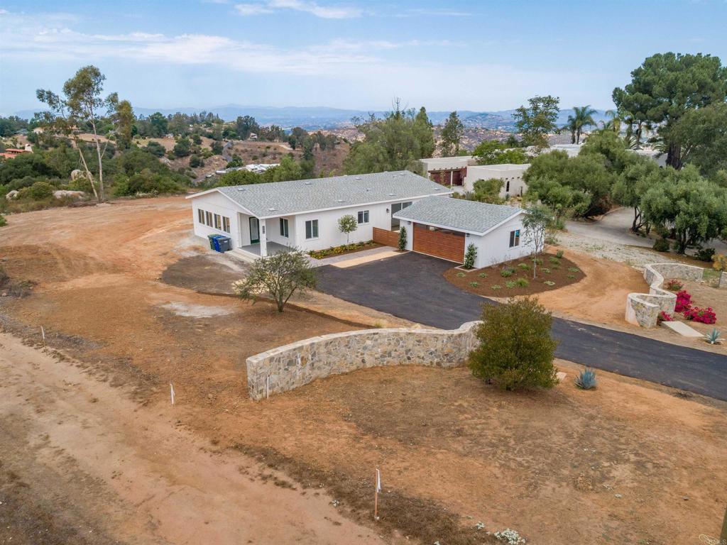 28676 Mountain Lilac Road