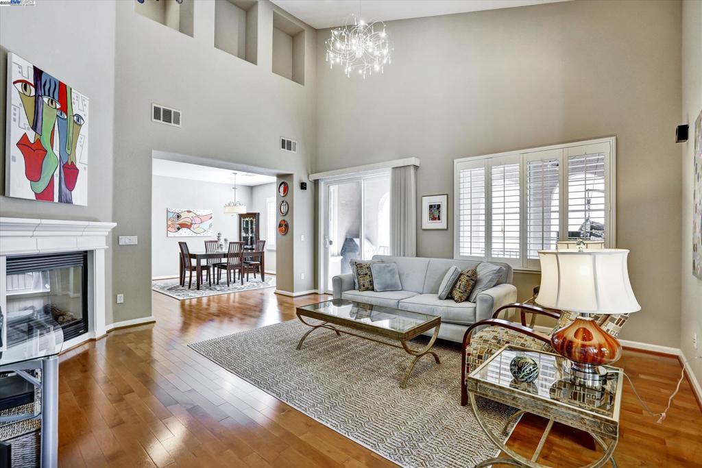 Modern Comfort in Prime Livermore Location – Welcome to Montage! This beautifully designed, energy-efficient tri-level condo offers modern elegance and smart design in one of Livermore’s most desirable communities. Bright and open floor plan with central AC, plantation shutters, and a gas fireplace. Spacious kitchen with granite countertops, stainless steel appliances, under-cabinet lighting, perfect for cooking and entertaining. Hardware flooring, Berber carpet , Vaulted ceilings , Tree line Street , Plenty additional exterior parking. Main level includes a flexible guest bedroom/home office and full bath. Upstairs, the primary suite features a walk-in closet, dual sinks, a soaking tub, and a stall shower. High vaulted ceiling in the living room and the large or spacious balcony, great for a grill and for relaxing with coffee or wine. Enjoy Montage amenities: pool, playground, and green space—all with low HOA fees. Close to Costco, Las Positas College (walkable), parks, shopping, and I-580. Don’t miss this incredible opportunity!