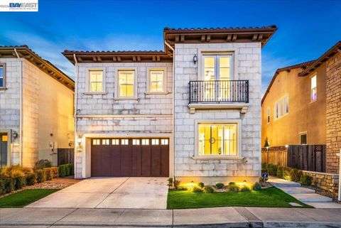 Photo of 205 205 Zinnia Ct Ct, San Ramon, CA 94582 (MLS # 41124341)