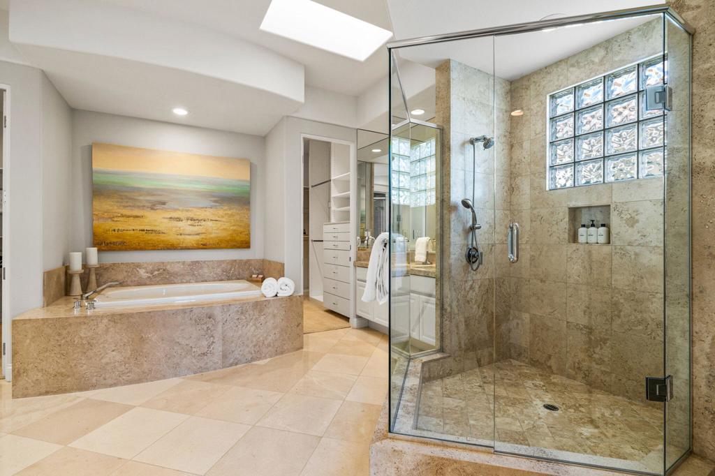 Rancho La Quinta CC - Residential Lease