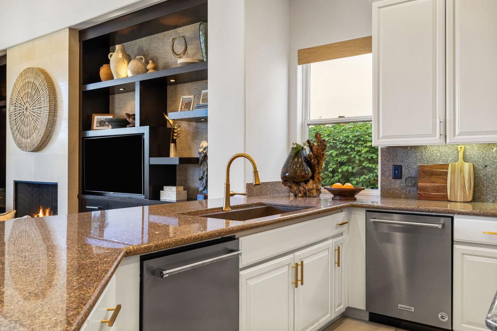 Rancho La Quinta CC - Residential Lease