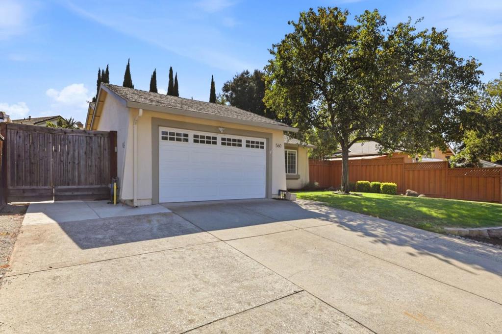 Properties 2 560 Landau Court