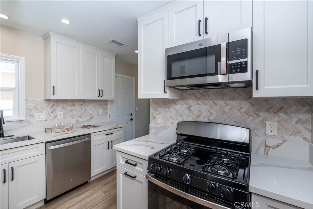 Artcraft Manor (AM) - Residential Lease
