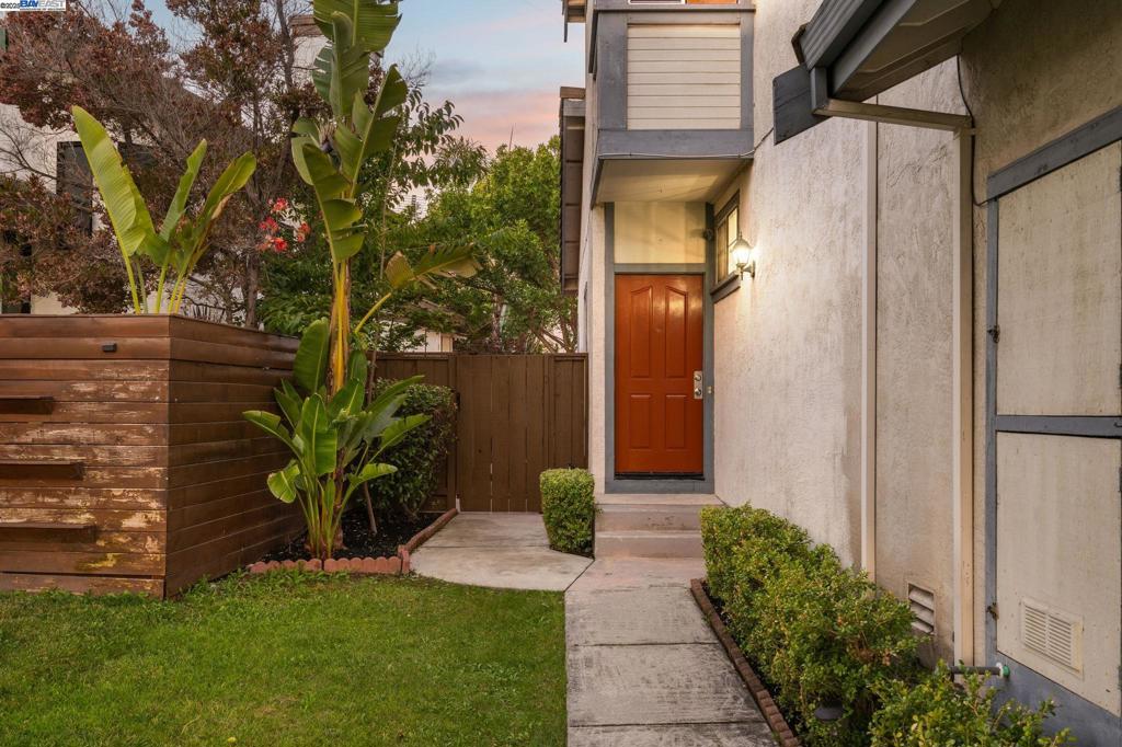 44930 Lynx Dr