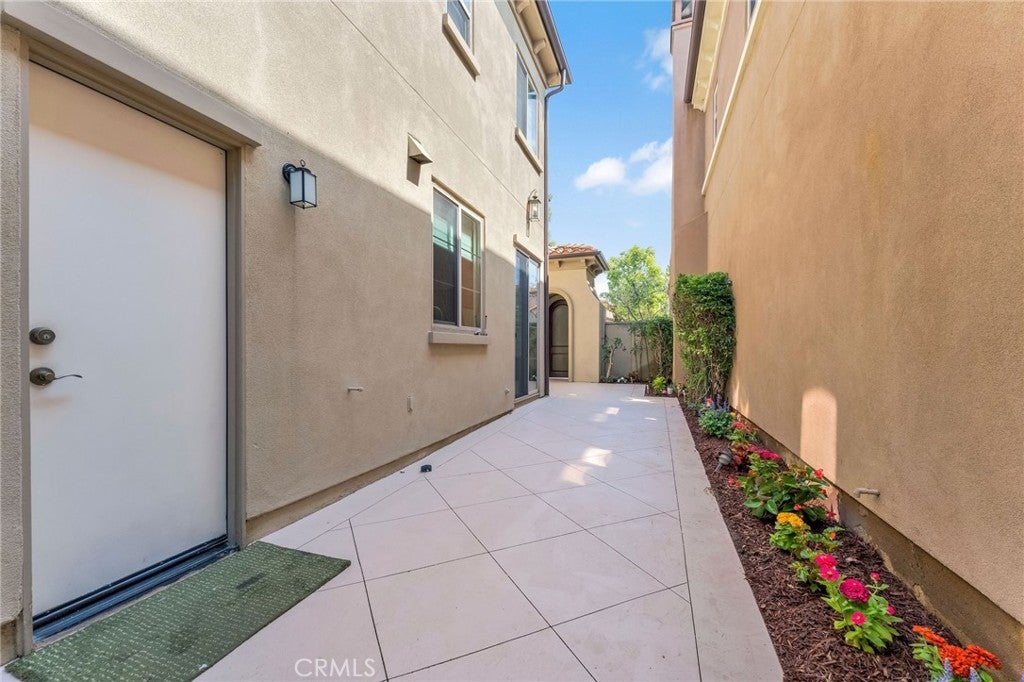 76 Canal, Irvine CA 92620 - Photo 8