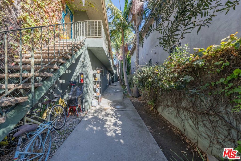 614 6th Avenue