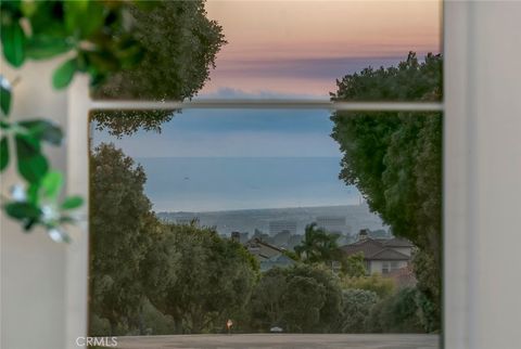 Tiny photo for 14 Pavona, Newport Coast, CA 92657 (MLS # OC25269787)