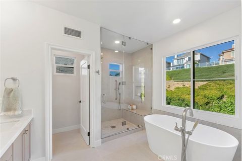 Tiny photo for 14 Pavona, Newport Coast, CA 92657 (MLS # OC25269787)