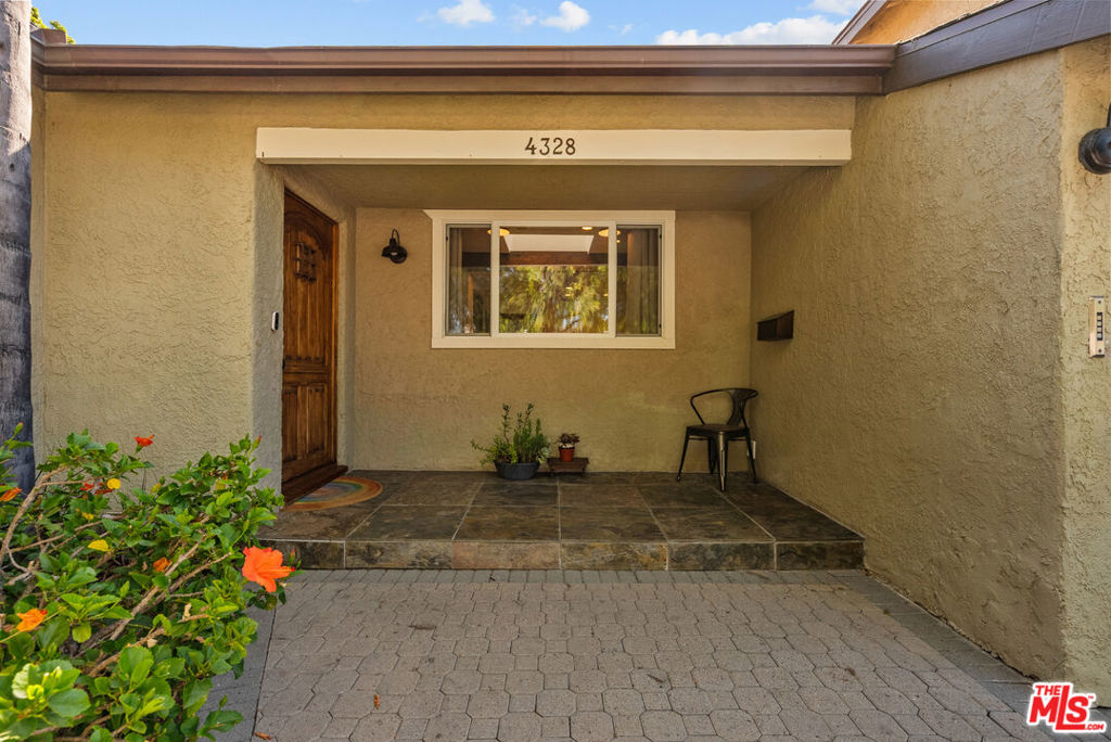 4328 Allott Avenue