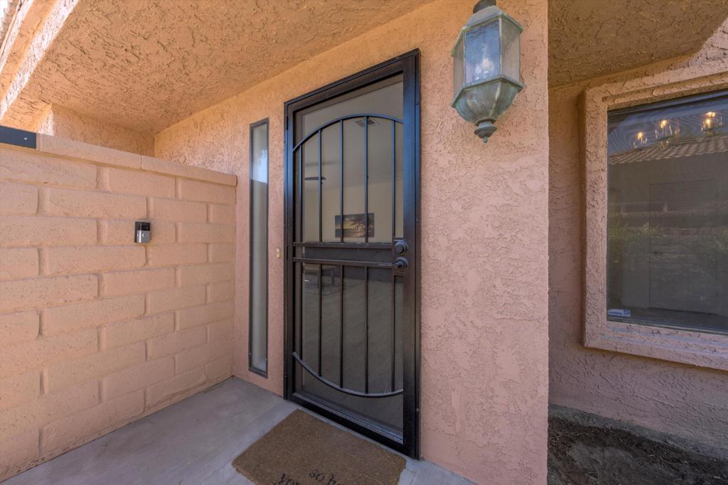 Hidden Palms - Residential