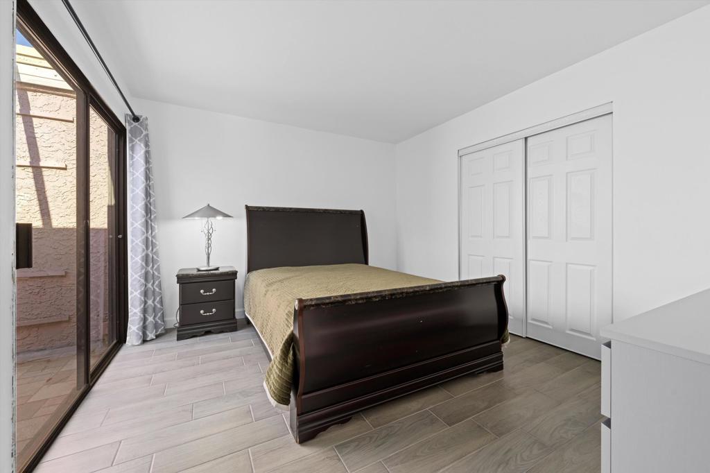 Hidden Palms - Residential