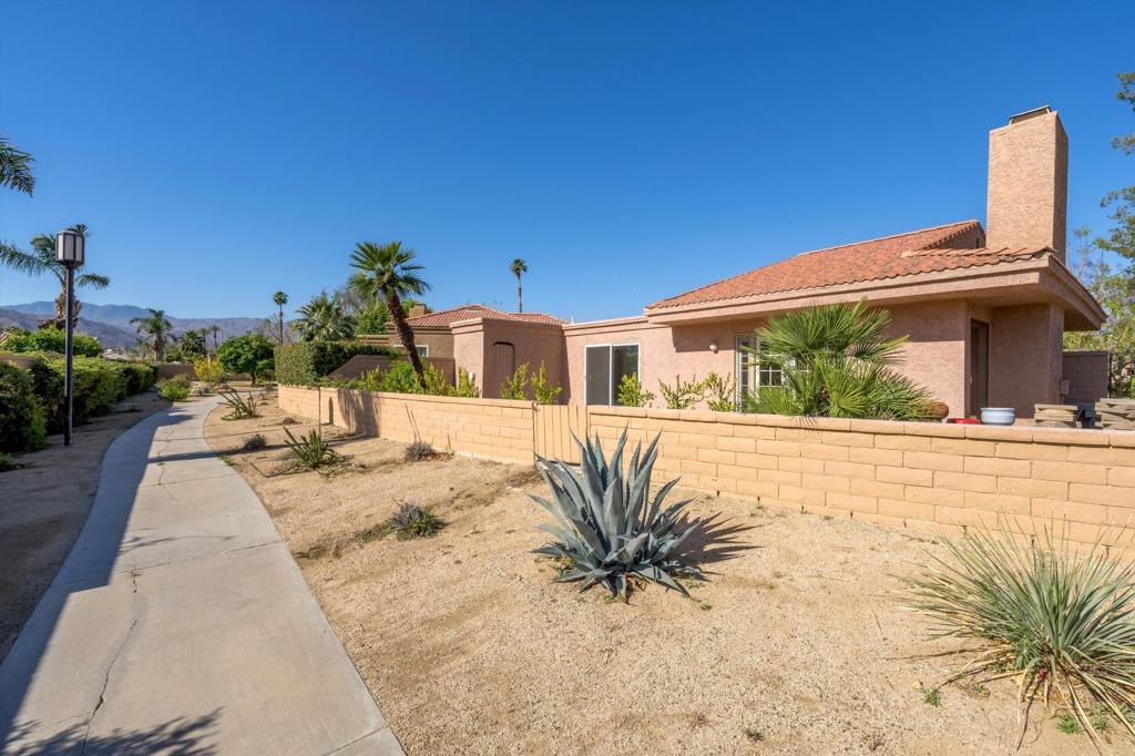 Hidden Palms - Residential