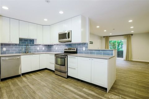 Photo of 23250 Orange Ave AVE #1, Lake Forest, CA 92630 (MLS # OC26105120)