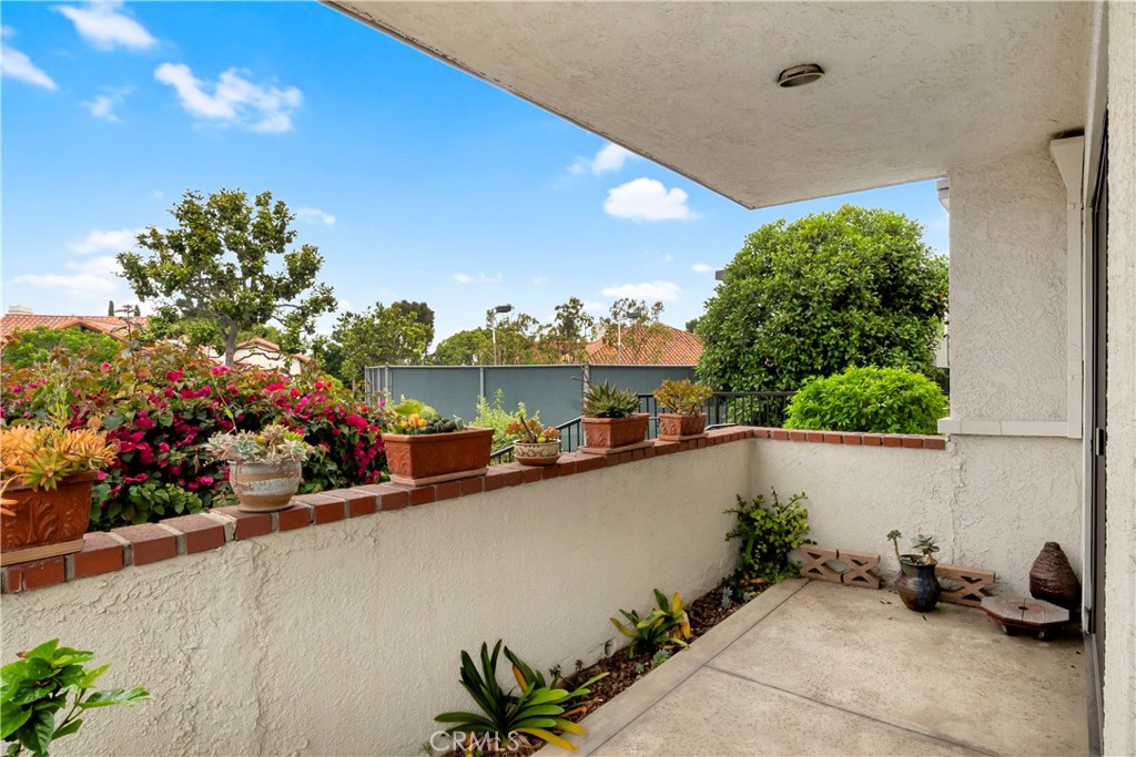 6280 Riviera Circle