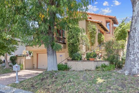 Photo of 4599 Rayburn Street, Westlake Village, CA 91362 (MLS # 226002693)