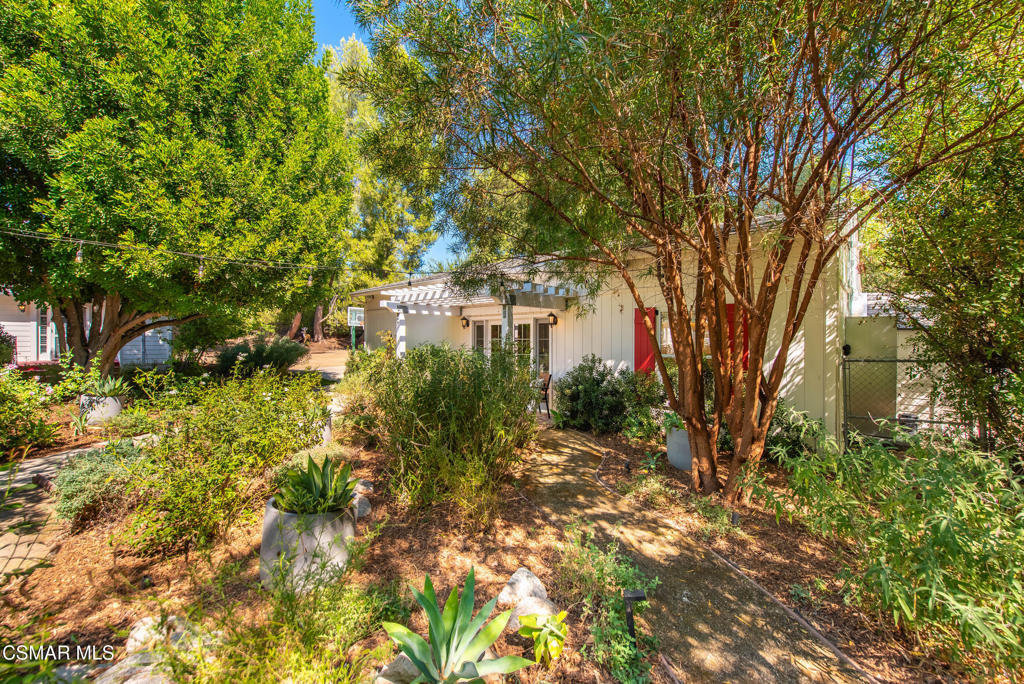 Old Agoura - 850 - 850 - Residential