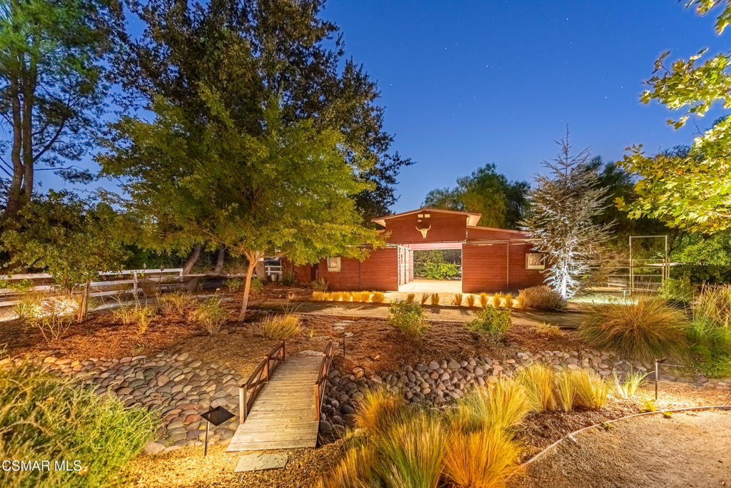 Old Agoura - 850 - 850 - Residential