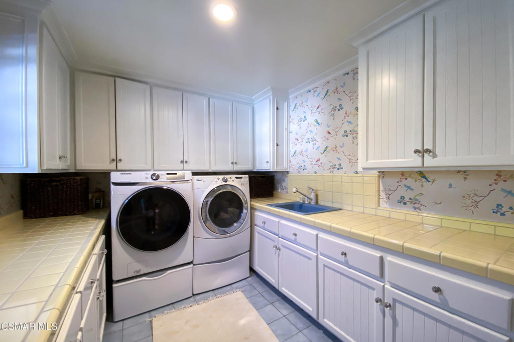 Old Agoura - 850 - 850 - Residential
