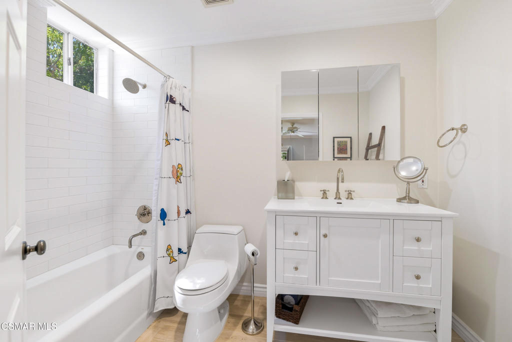 Old Agoura - 850 - 850 - Residential