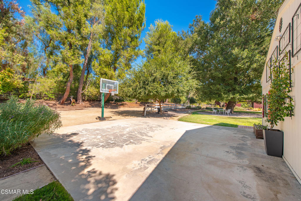 Old Agoura - 850 - 850 - Residential