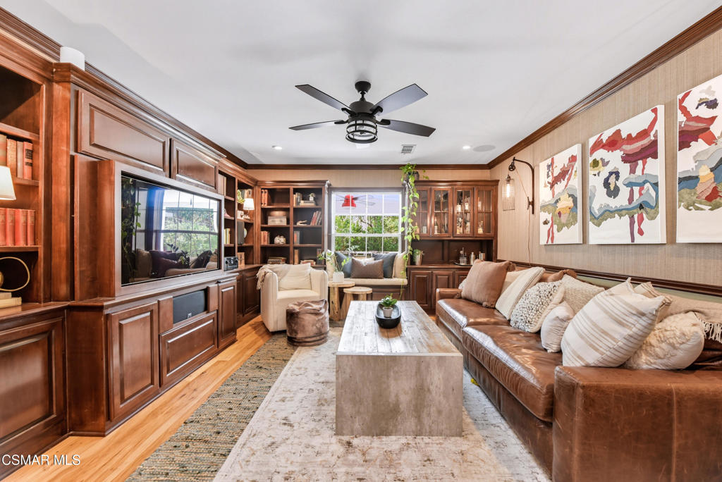 Old Agoura - 850 - 850 - Residential