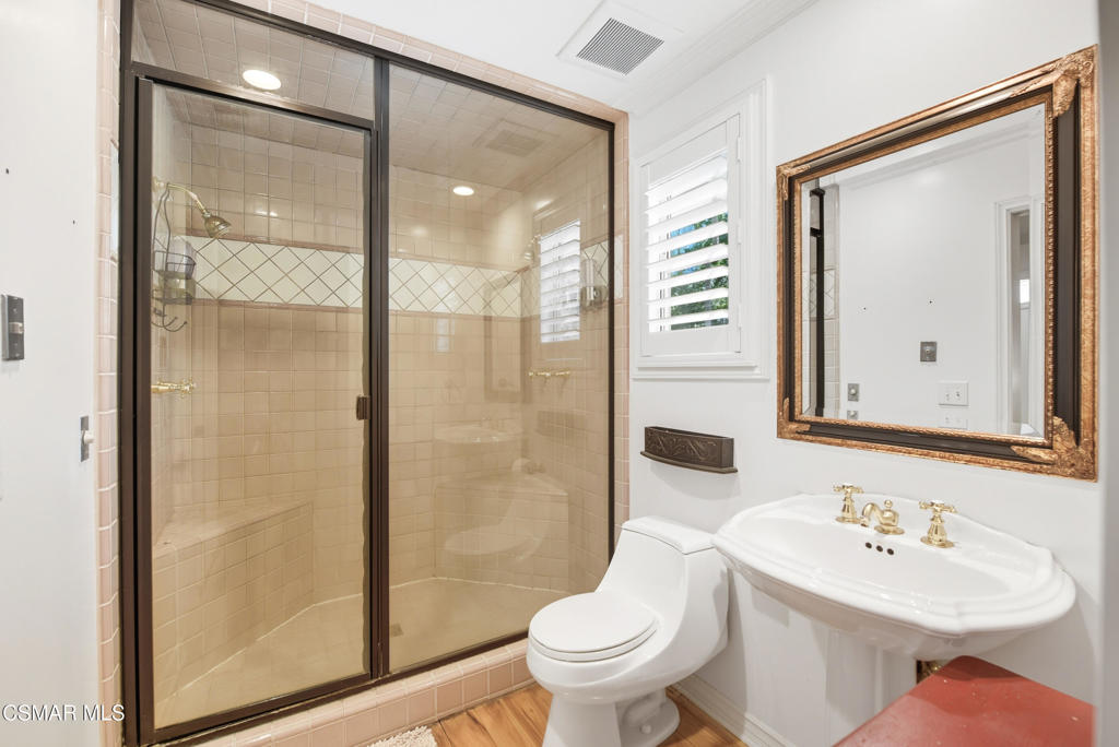 Old Agoura - 850 - 850 - Residential
