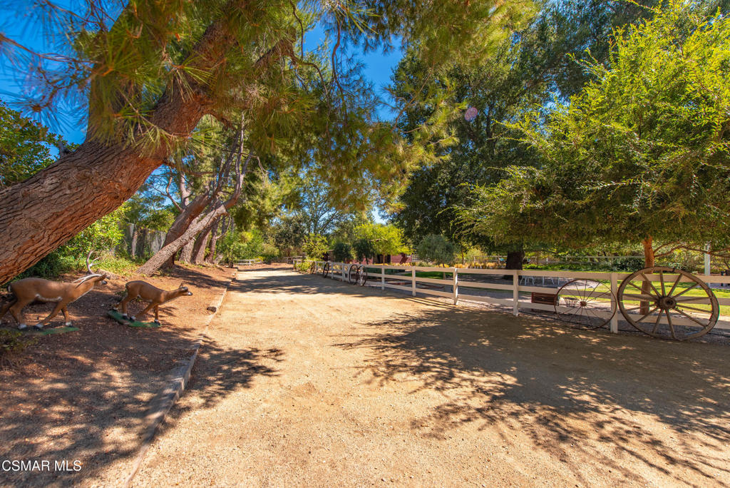 Old Agoura - 850 - 850 - Residential