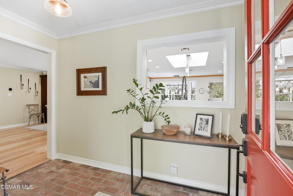 Old Agoura - 850 - 850 - Residential