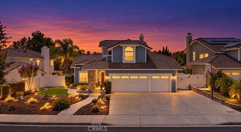 Photo of 39521 Via Temprano, Murrieta, CA 92563 (MLS # OC26195815)