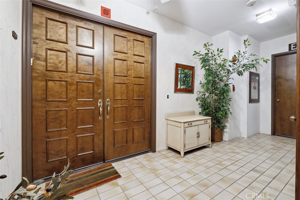 Properties 2 4719 Park Encino Lane 132