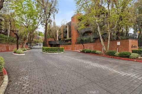4719 Park Encino Lane 132 Encino CA 91436
