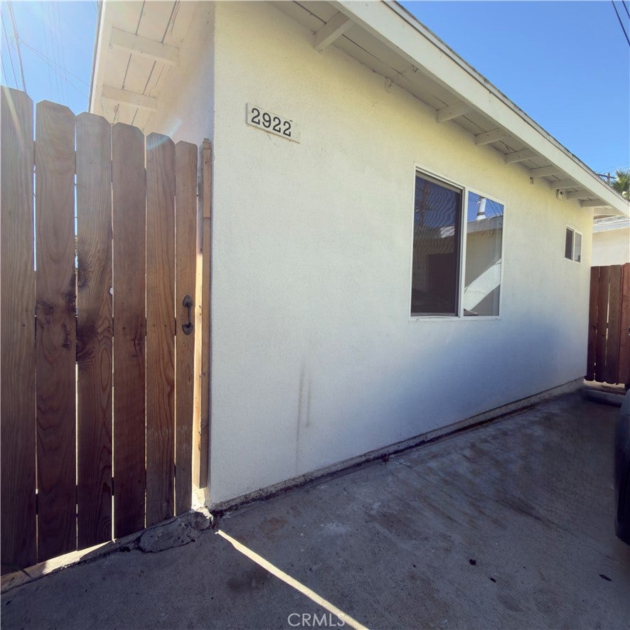2920 Pasadena Avenue