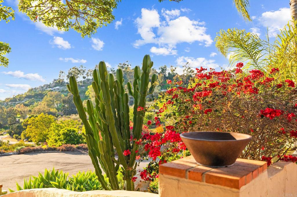 13613 Hillside Estates Drive