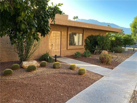 5798 Los Coyotes Palm Springs CA 92264