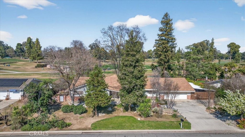 5867 E Club View