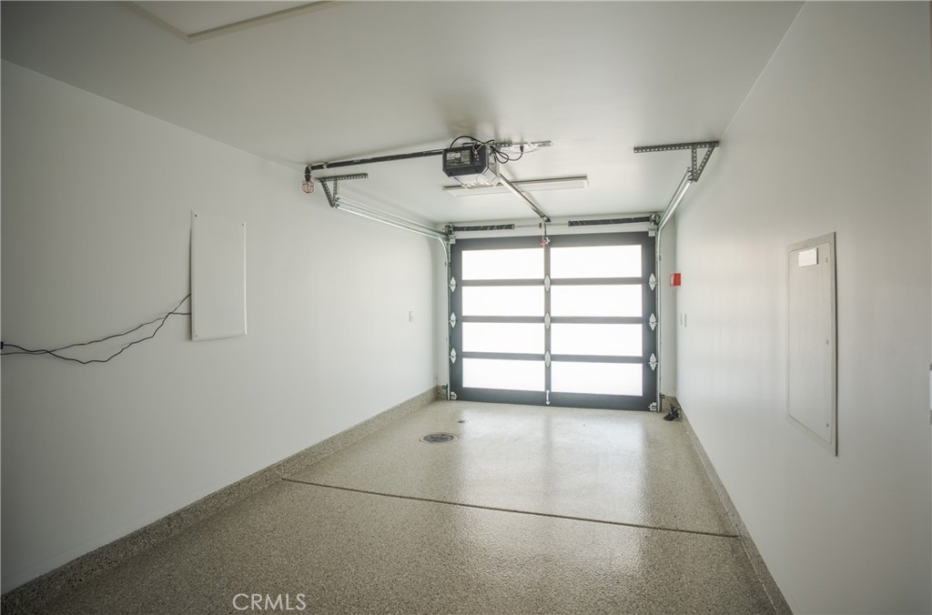 Corona del Mar North of PCH (CNHW) - Residential