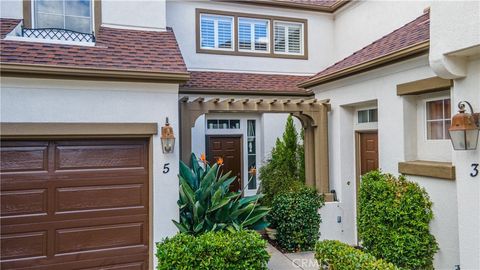 5 Amesbury Ladera Ranch CA 92694