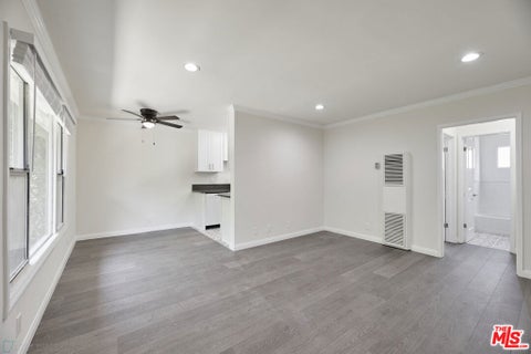Photo of 2636 Kansas Avenue #4, Santa Monica, CA 90404 (MLS # 26104065)