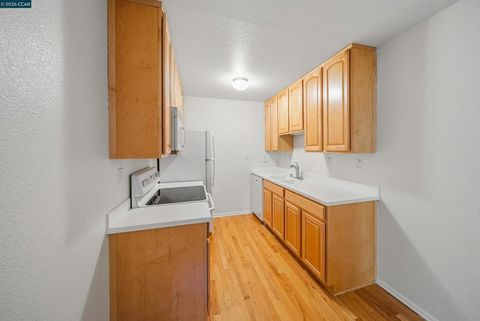 Photo of 150 Sharene Ln #109, Walnut Creek, CA 94596 (MLS # 41134083)