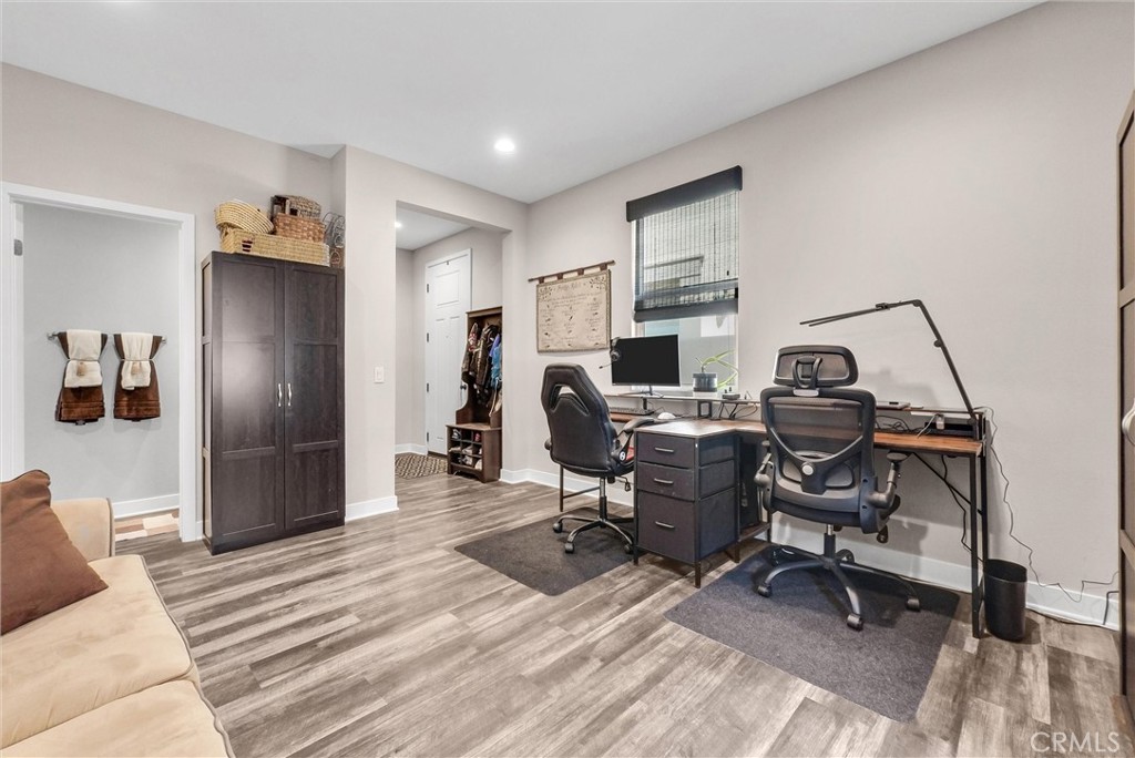645 W Foothill Boulevard 11