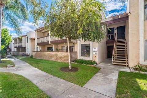 Photo of 700 W La Veta AVE #T10, Orange, CA 92868 (MLS # IG26231574)