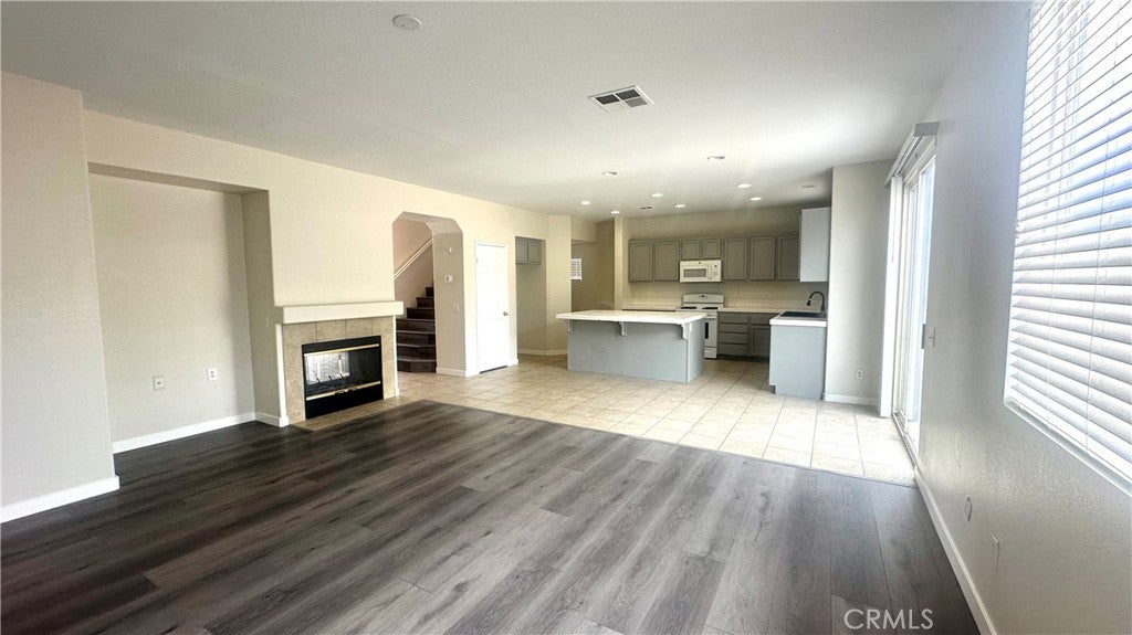 14990 Leaf Lane