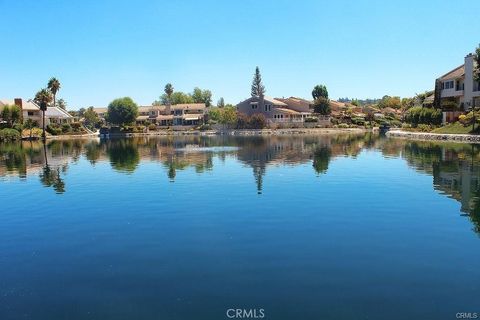 Photo of 23351 Park Sorrento #70, Calabasas, CA 91302 (MLS # SR25242419)